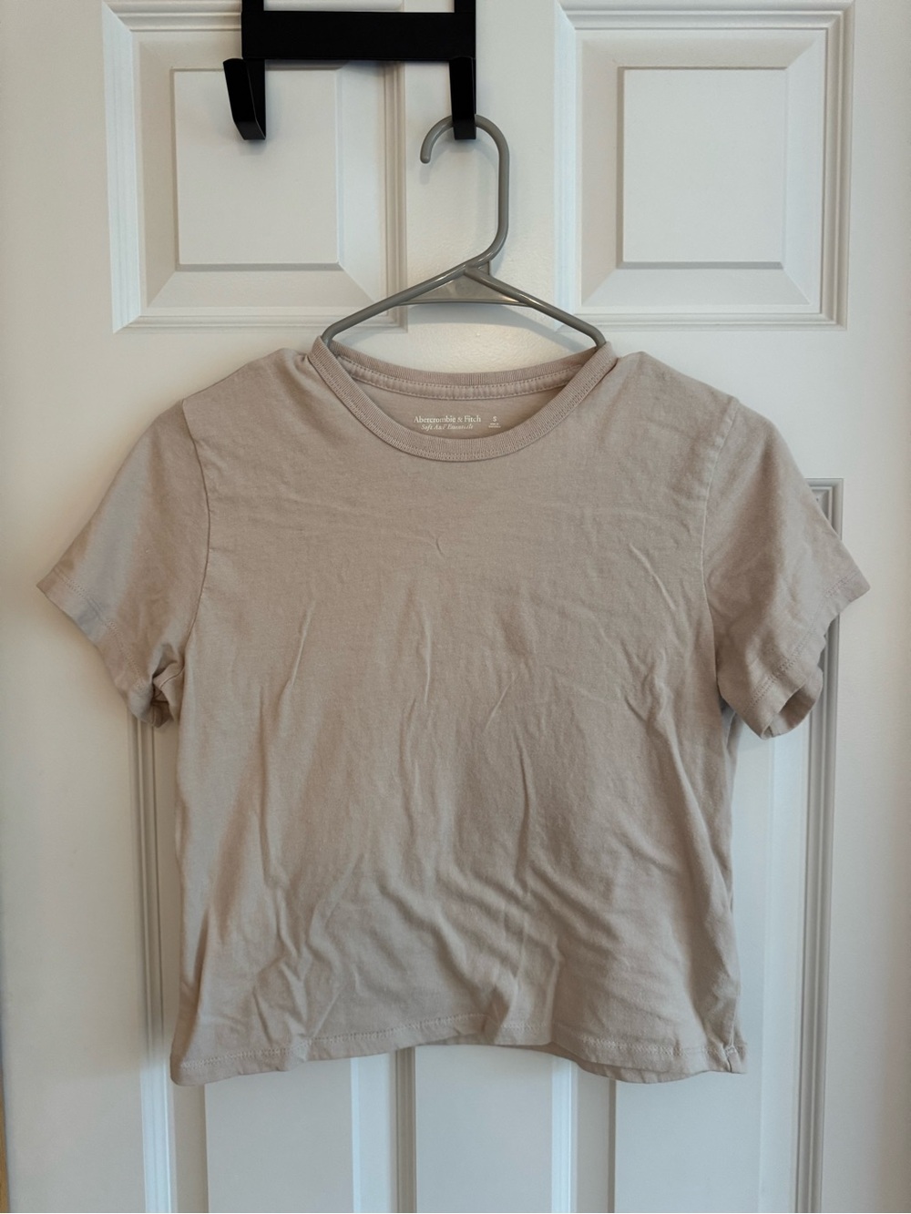 Abercrombie & Fitch Short-Sleeve Crewneck Tee in Light Beige
